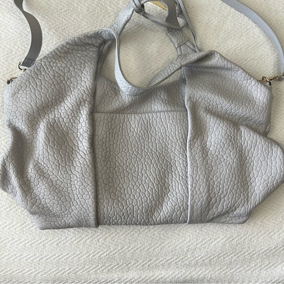 Vince Camuto Convertible Pale Mist Gray Leather Pleated Tote Steph - Picture 2 of 12